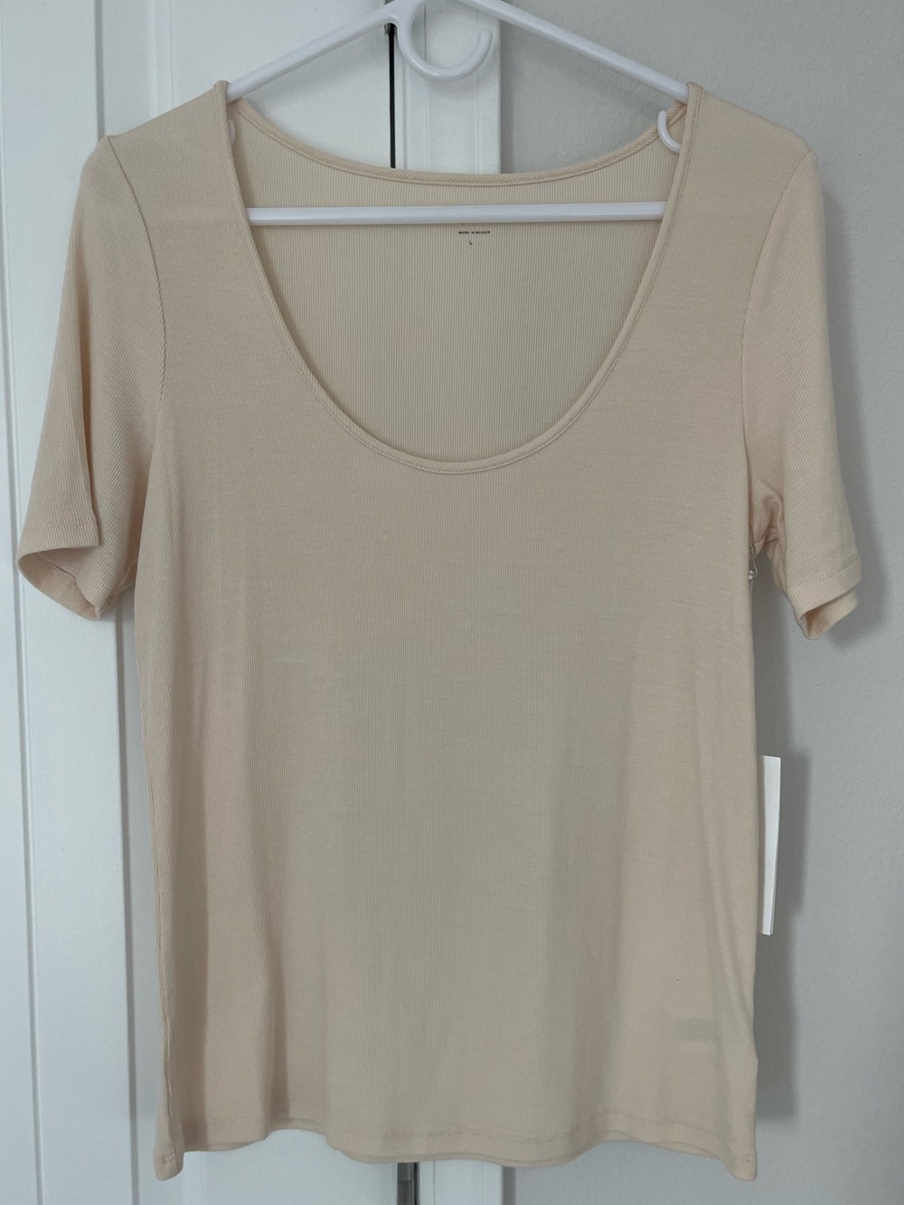 AG Scoop Neck Short Sleeve Top - Picture 2 of 10